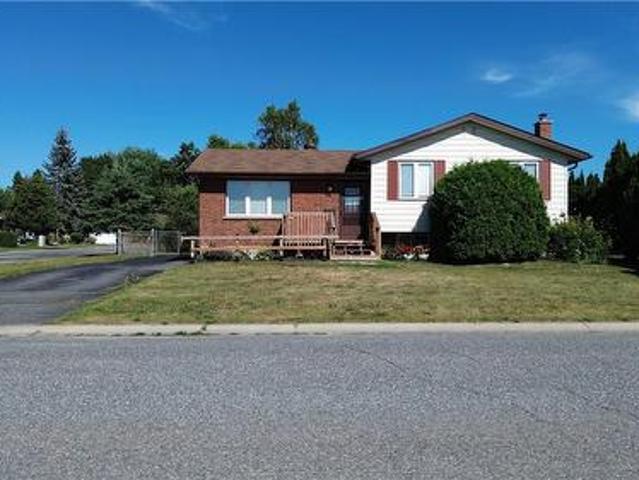 House for sale in Wanup, Ontario
