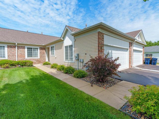 Townhouse for sale in Apple Valley