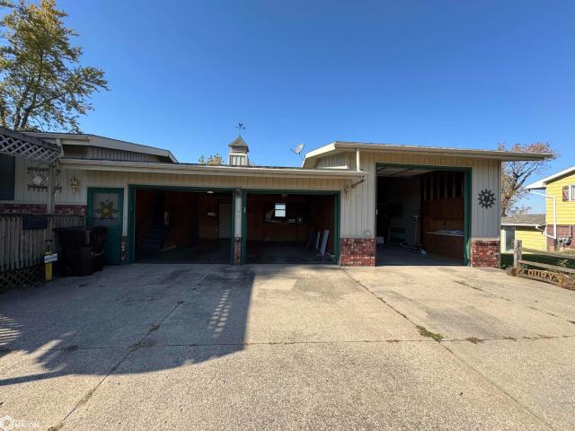 House for sale in Creston, Iowa