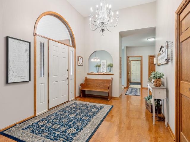 House for sale in Owatonna, Steele County