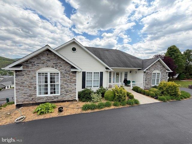 House for sale in Keyser, West Virginia