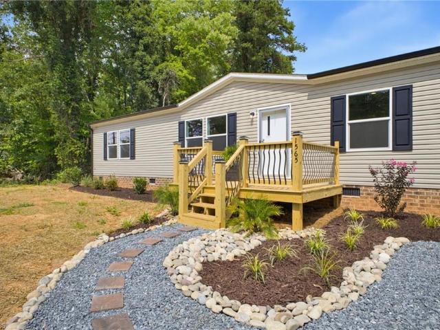 House for sale in Belews Creek, North Carolina