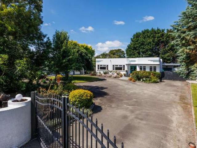 Property for sale in Awahuri