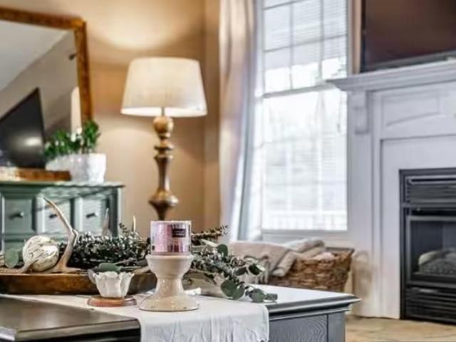 House for sale in Hillwood Estates, Monterey