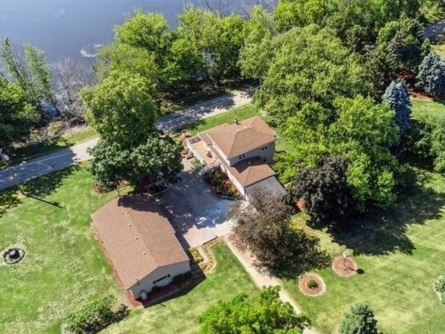 House for sale in Whiteside, Illinois