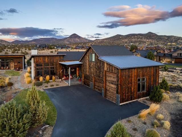 House for sale in Powell Butte, Crook County