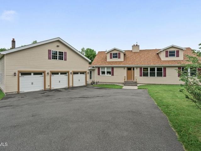 House for sale in Rensselaer, New York