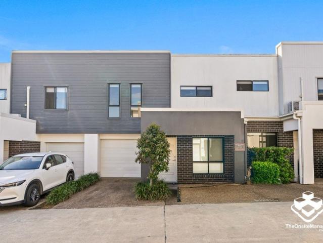 Townhouse for sale in Toombul, Queensland