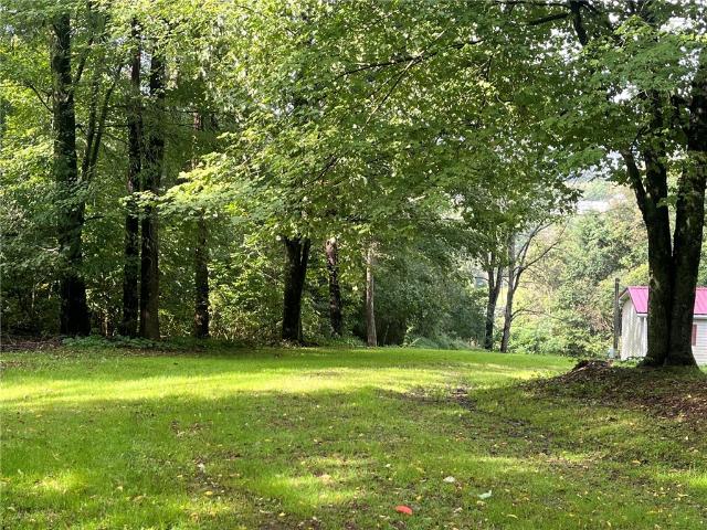 House for sale in East Lackawannock Township, Mercer County