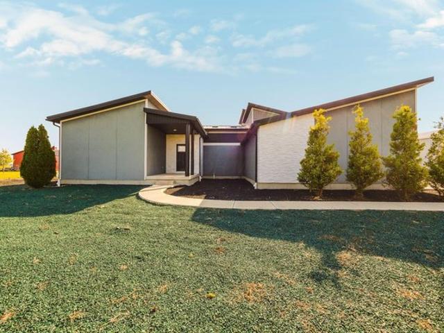 House for sale in Orient, Pickaway County