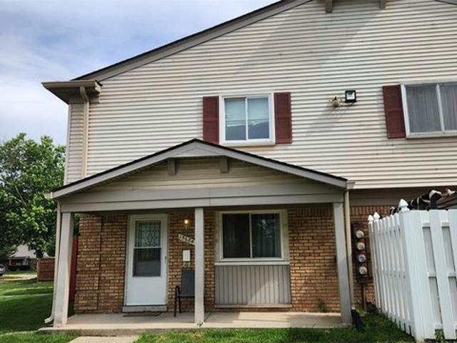 Townhouse for sale in Taylor, Michigan