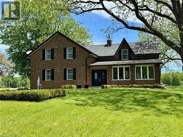 Farm for sale in Ontario