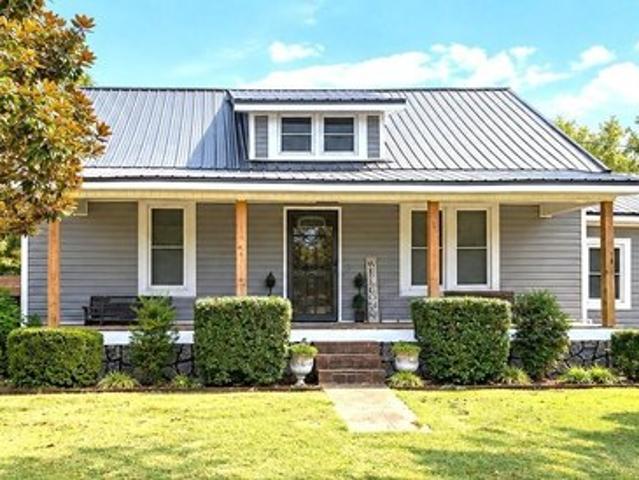 House for sale in Town Creek, Lawrence County