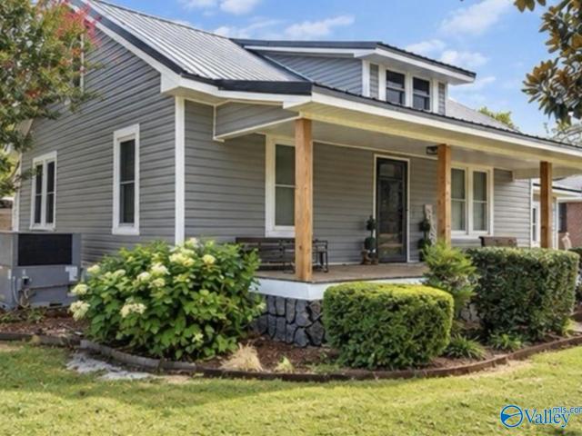 House for sale in Town Creek, Lawrence County