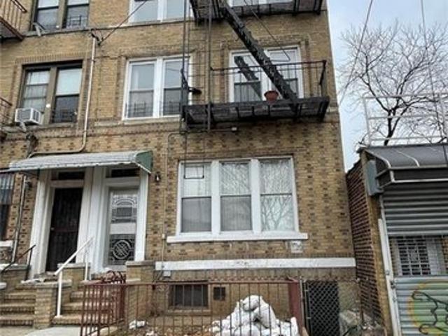 House for sale in Arverne, New York