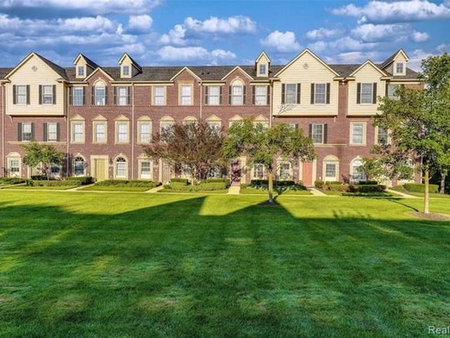 Townhouse for sale in Canton, Mississippi