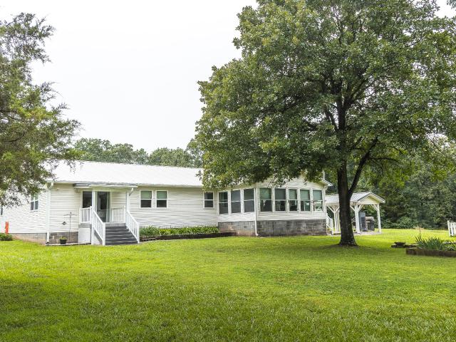 House for sale in Anderson, Missouri