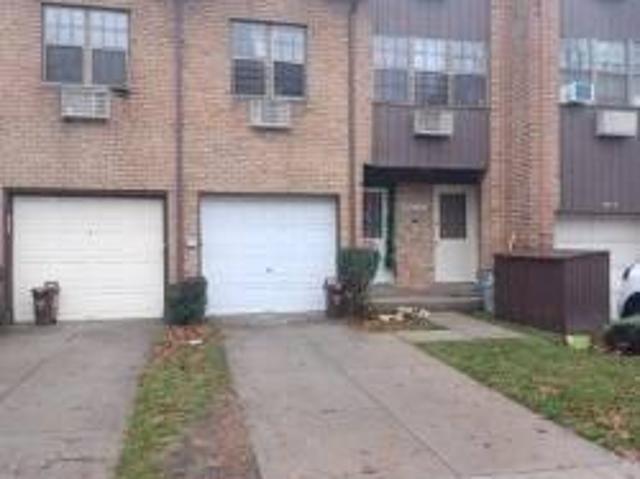 House for sale in Queens, Arverne