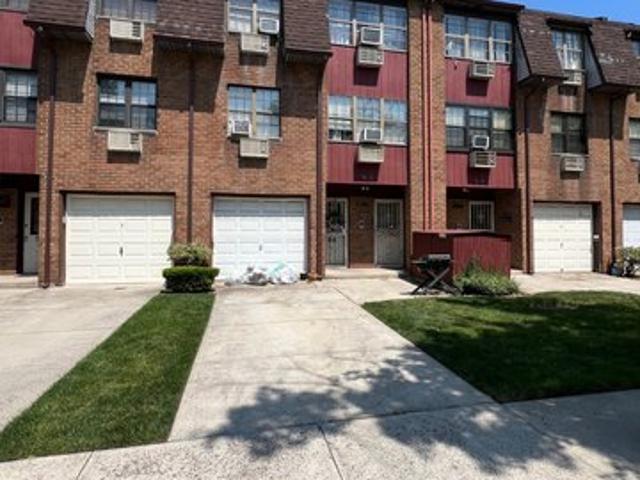 House for sale in Queens, Arverne