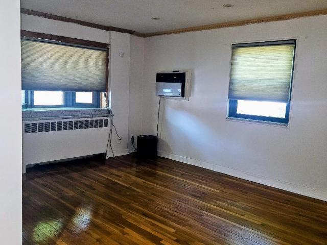 Property for sale in Queens, Arverne