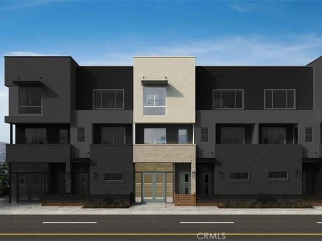 Condo for sale in Tustin, California