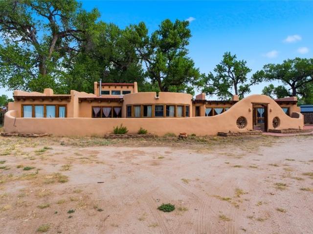 House for sale in Dona Ana, New Mexico