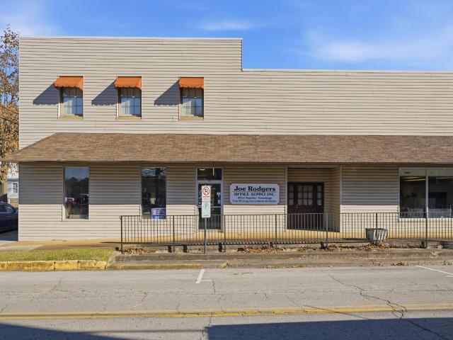 Commercial for sale in Tennessee