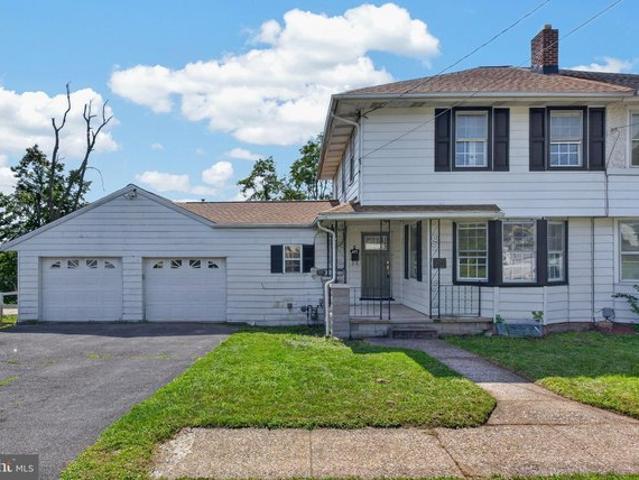 Townhouse for sale in Cumberland, Pennsylvania