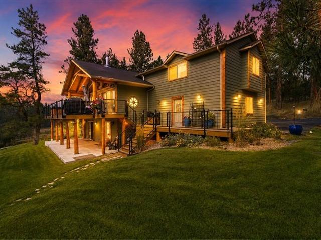 House for sale in Ravalli, Montana