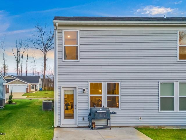 Condo for sale in Shepherdsville