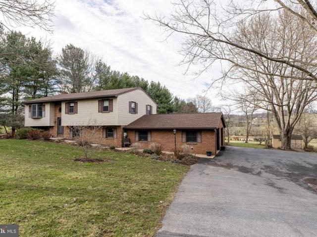 House for sale in Lebanon, Pennsylvania