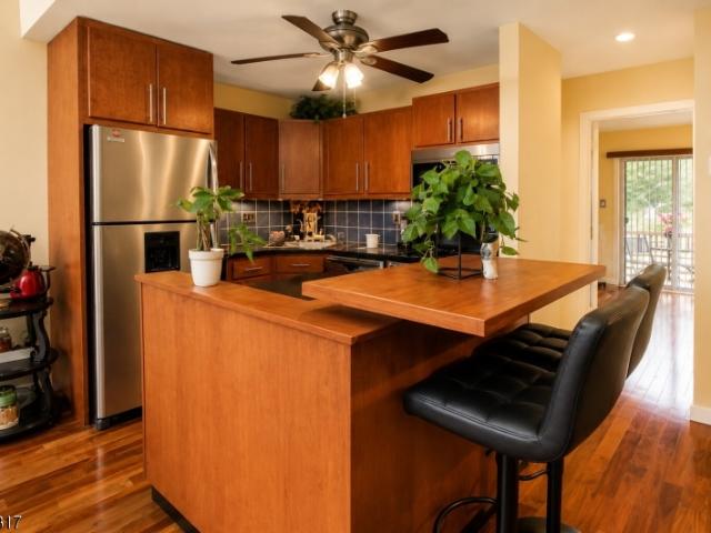 Property for rent in Little Ferry, New Jersey