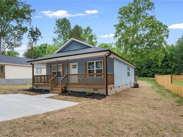 House for sale in Davidson, North Carolina