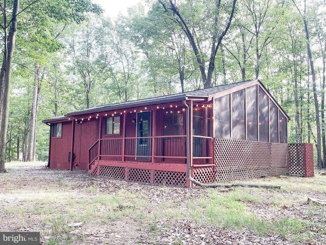 House for sale in Hedgesville, West Virginia
