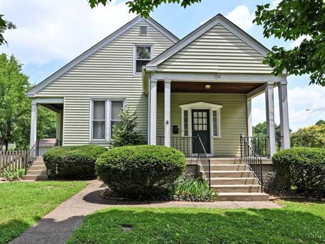 House for sale in Roselawn, Ohio