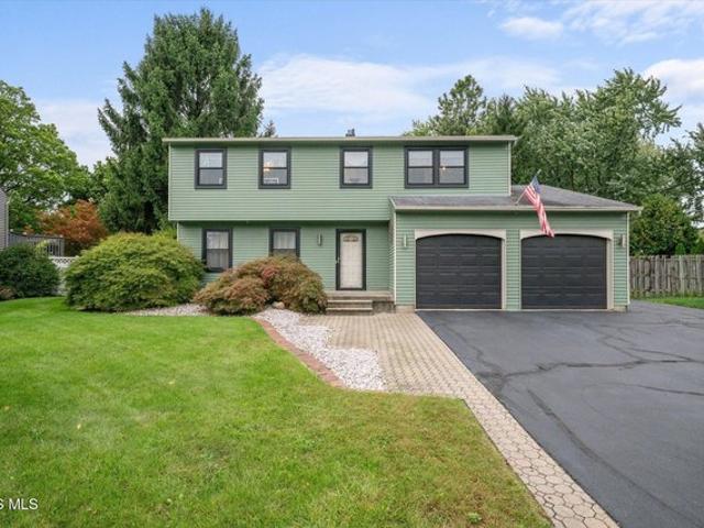 House for sale in Yorktown Village, Oregon