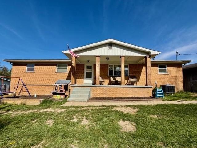 House for sale in Stanaford, West Virginia