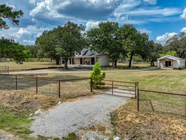 House for sale in Mineral Wells, Texas