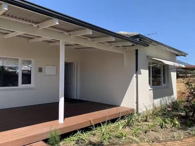 House for rent in Inglewood, Western Australia