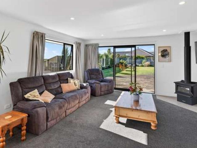 House for sale in Charing Cross, Canterbury