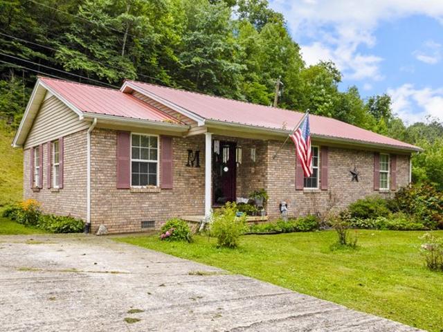 House for sale in Leslie, Kentucky