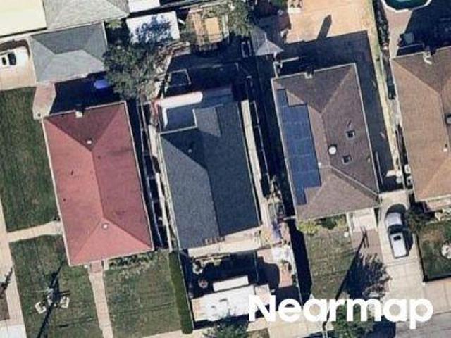 House for sale in Queens, Arverne