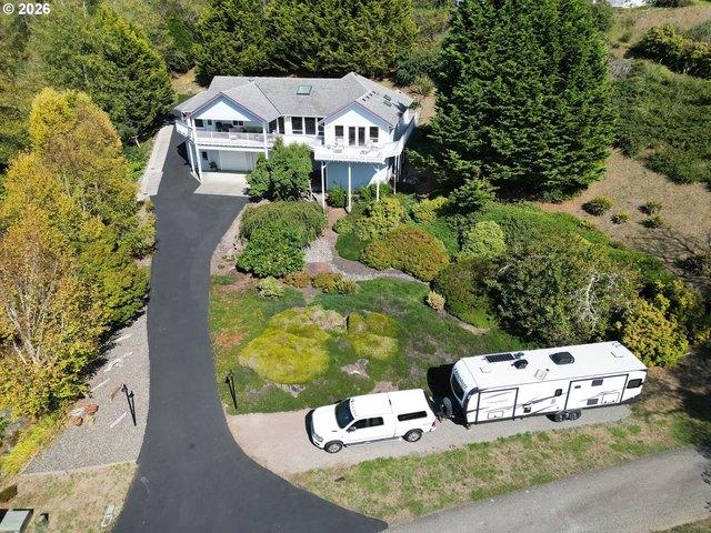 House for sale in Brookings, Curry County
