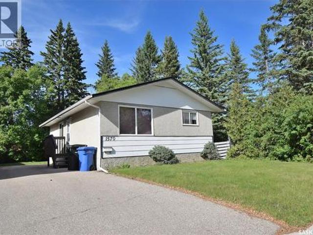 House for sale in Prince Albert, Saskatchewan