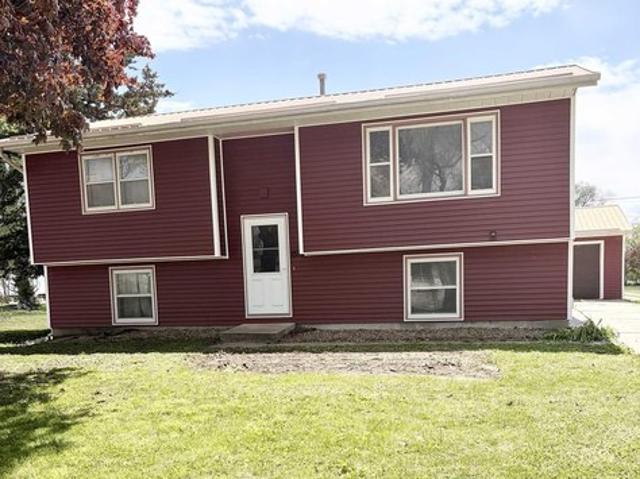 House for sale in Waterloo, Iowa