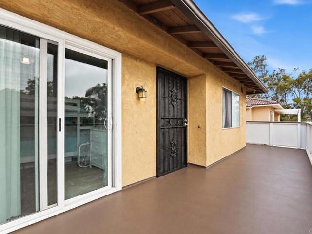 Condo for sale in San Ysidro, San Diego