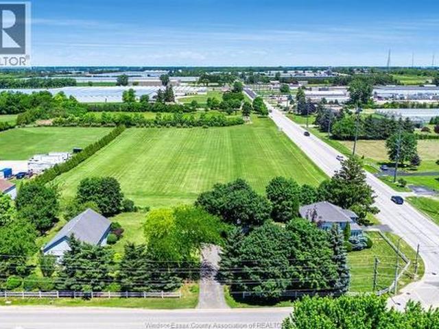 House for sale in Kingsville, Ontario