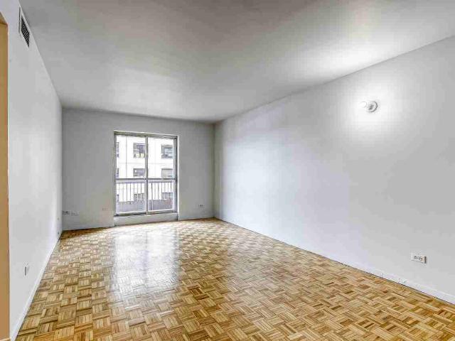 Apartment for rent in St. Leonard's, Quebec