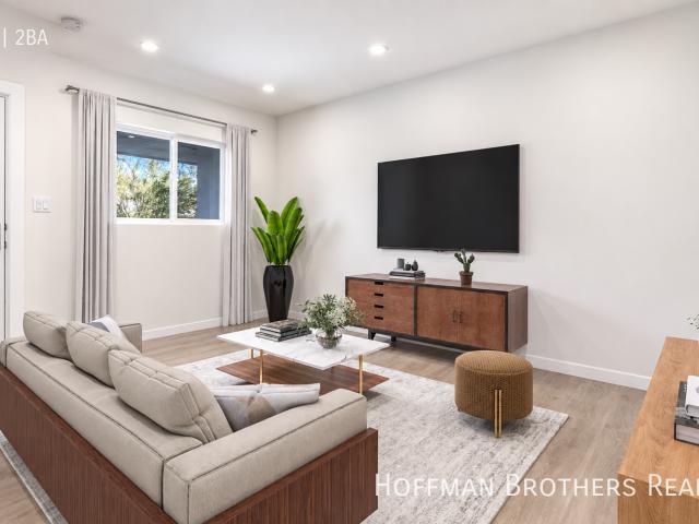 Apartment for rent in Canoga Park, California