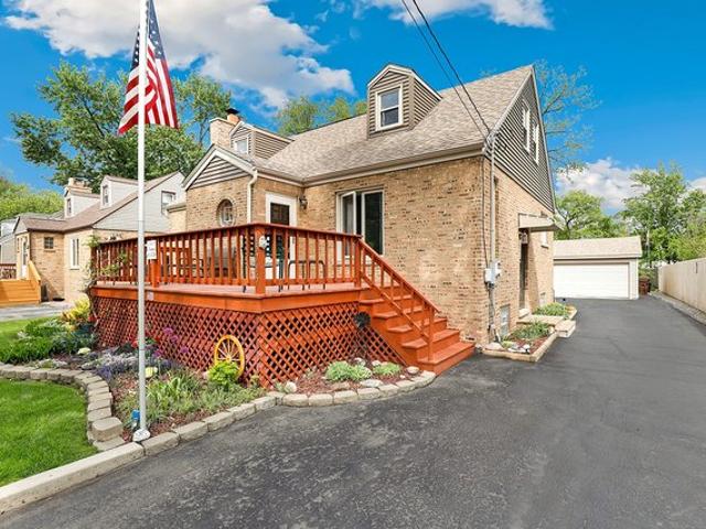 House for sale in Oak Forest, Illinois